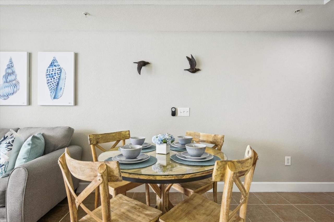 Gone Coastal - Tidewater Beach Resort #2410 By Book That Condo Panama City Beach Bagian luar foto